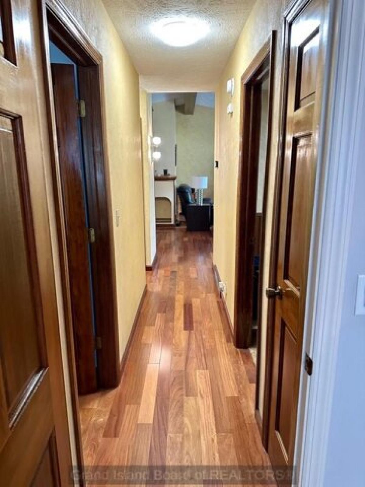 Picture of Home For Sale in Grand Island, Nebraska, United States