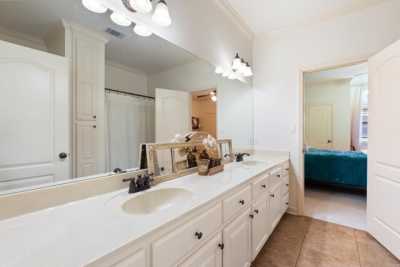 Home For Sale in Greenbrier, Arkansas