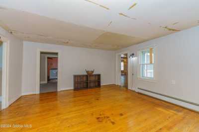 Home For Sale in Gansevoort, New York