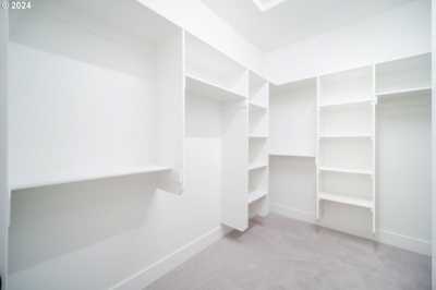 Home For Sale in Washougal, Washington