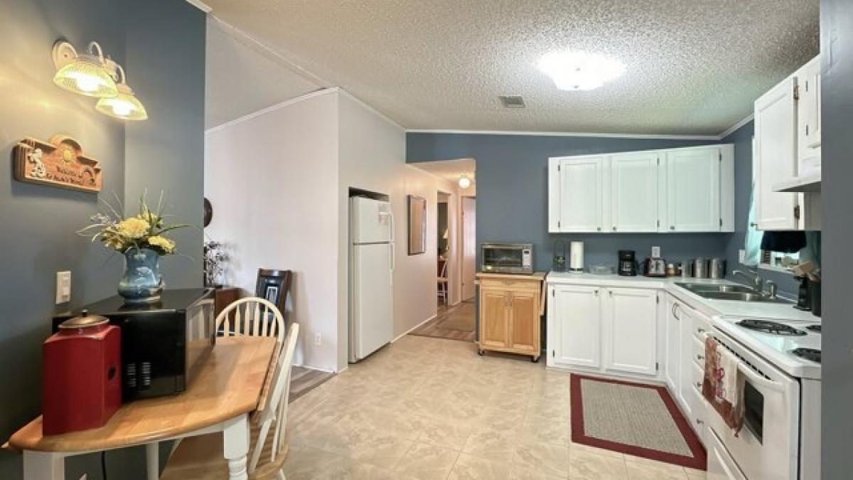 Picture of Home For Sale in Lady Lake, Florida, United States