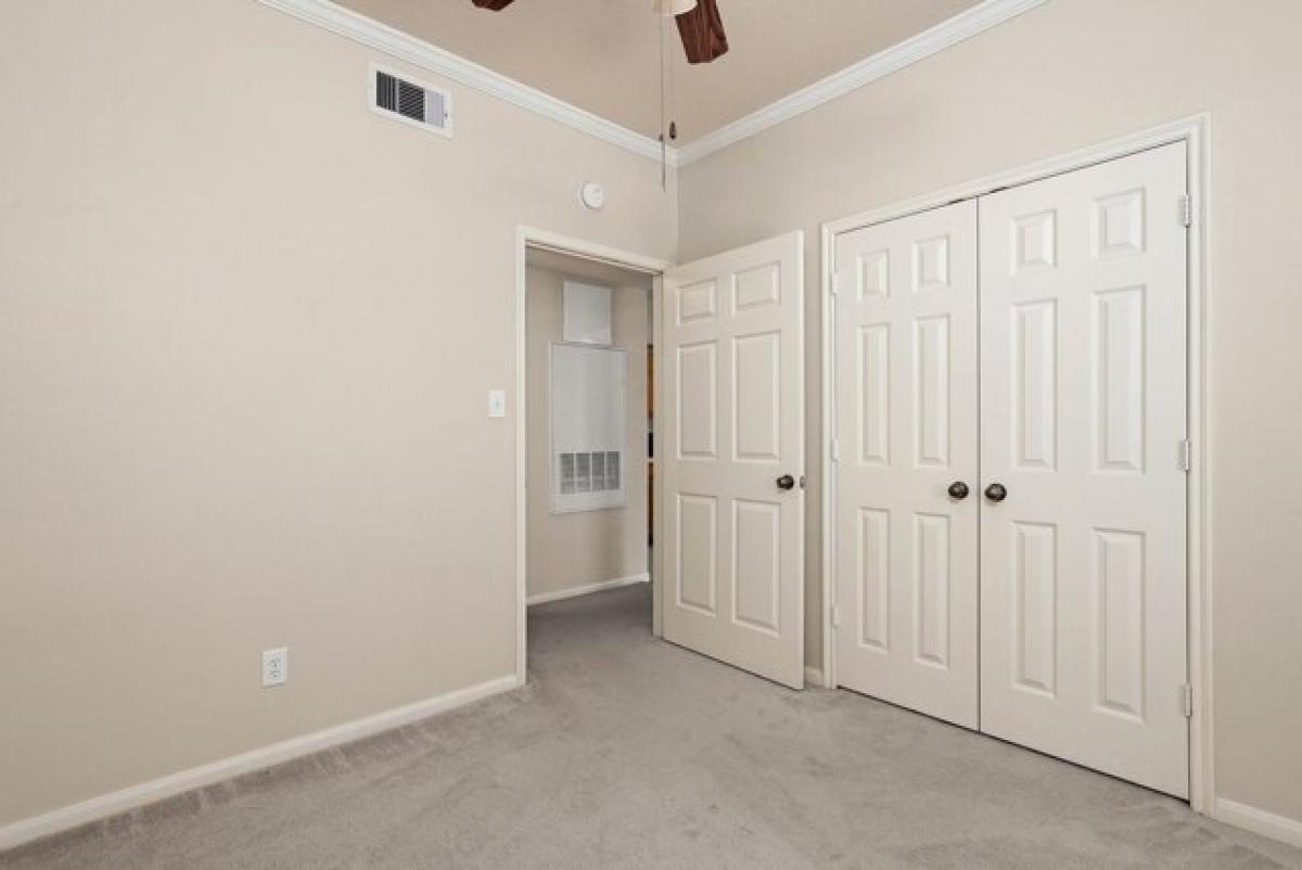 Picture of Home For Sale in The Woodlands, Texas, United States