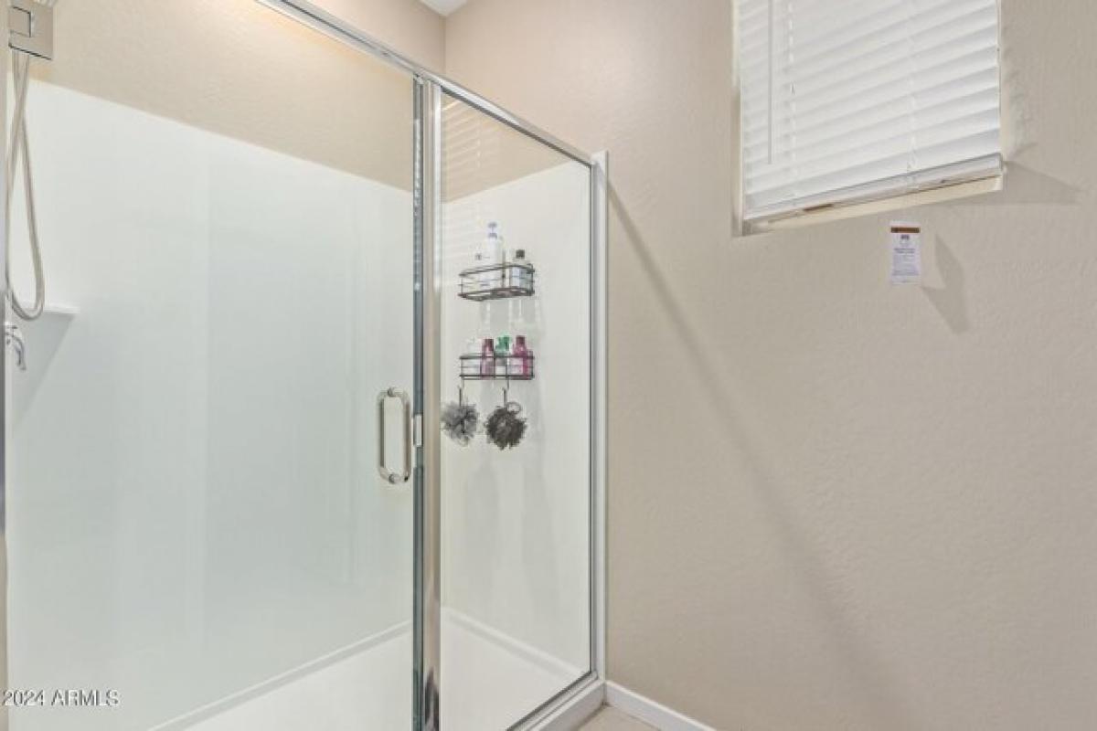 Picture of Home For Sale in Litchfield Park, Arizona, United States