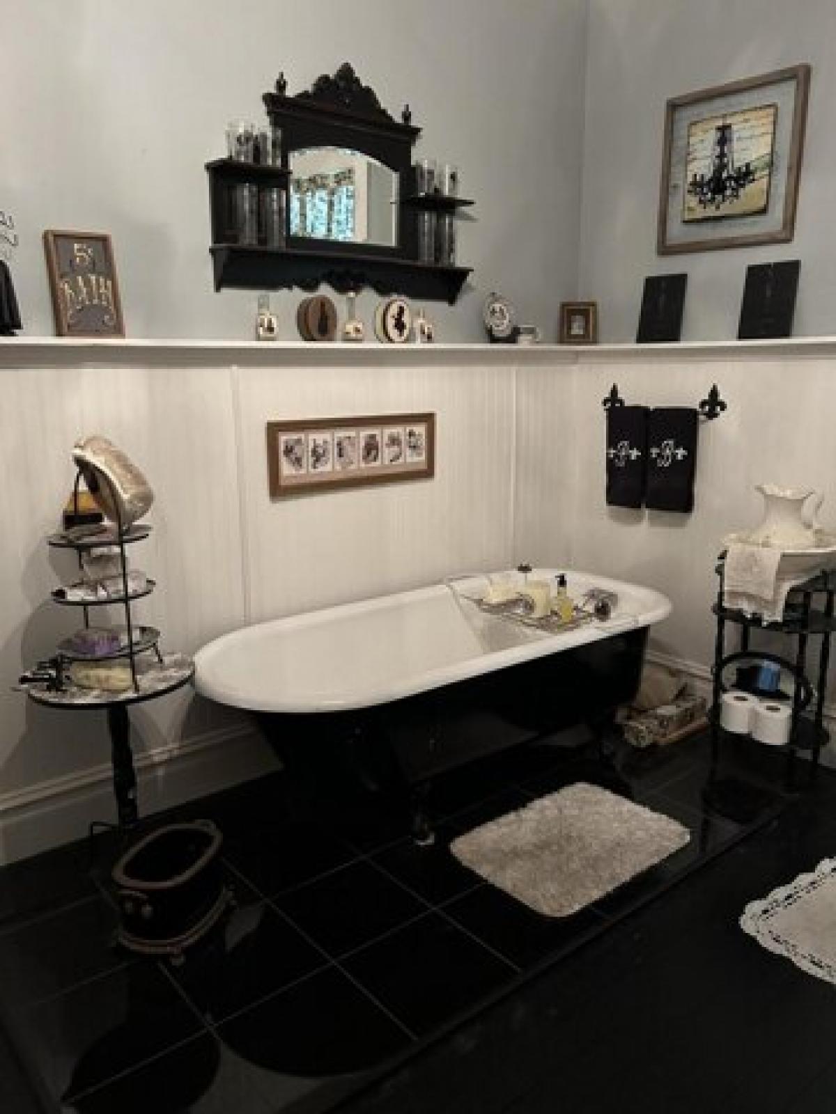 Picture of Home For Sale in Russellville, Arkansas, United States