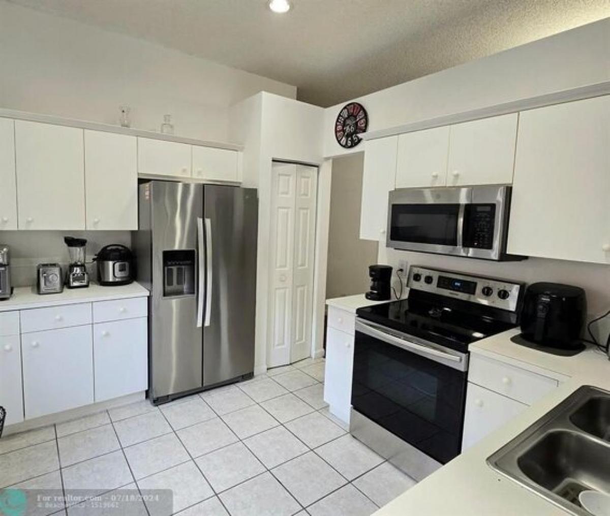 Picture of Home For Sale in Weston, Florida, United States