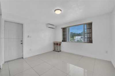 Home For Sale in Miami Gardens, Florida