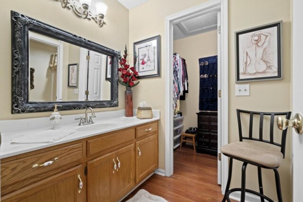 Picture of Home For Sale in Antioch, Tennessee, United States