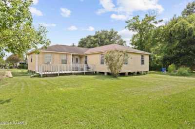 Home For Sale in Youngsville, Louisiana