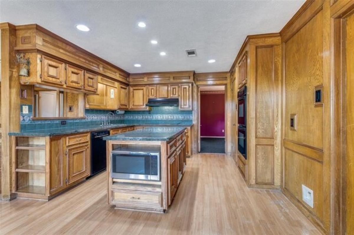 Picture of Home For Sale in Baytown, Texas, United States