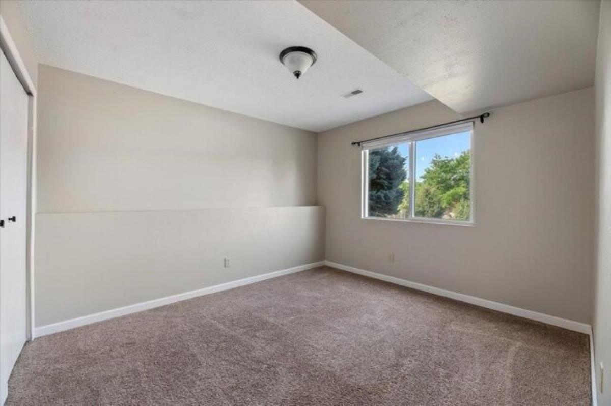 Picture of Home For Sale in Rapid City, South Dakota, United States