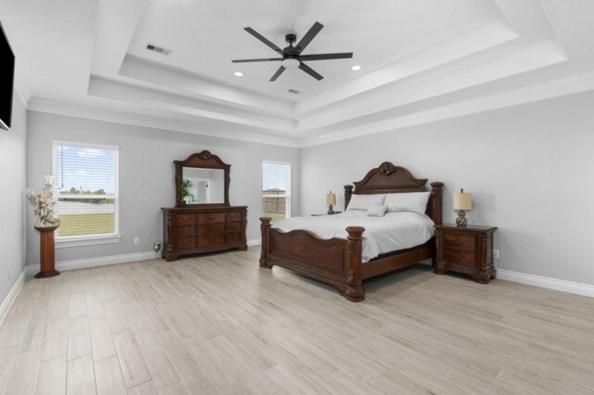 Picture of Home For Sale in Hockley, Texas, United States