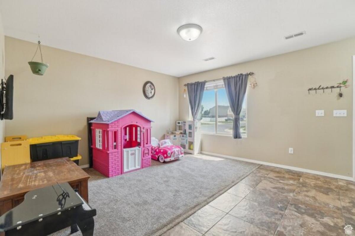 Picture of Home For Sale in Syracuse, Utah, United States