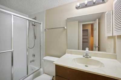 Home For Sale in Antioch, Tennessee