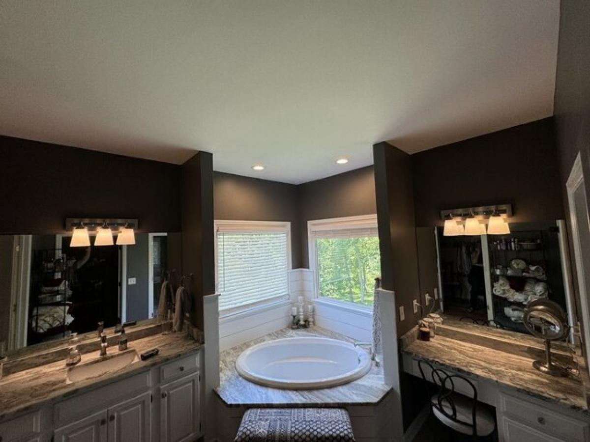 Picture of Home For Sale in Lebanon, Tennessee, United States