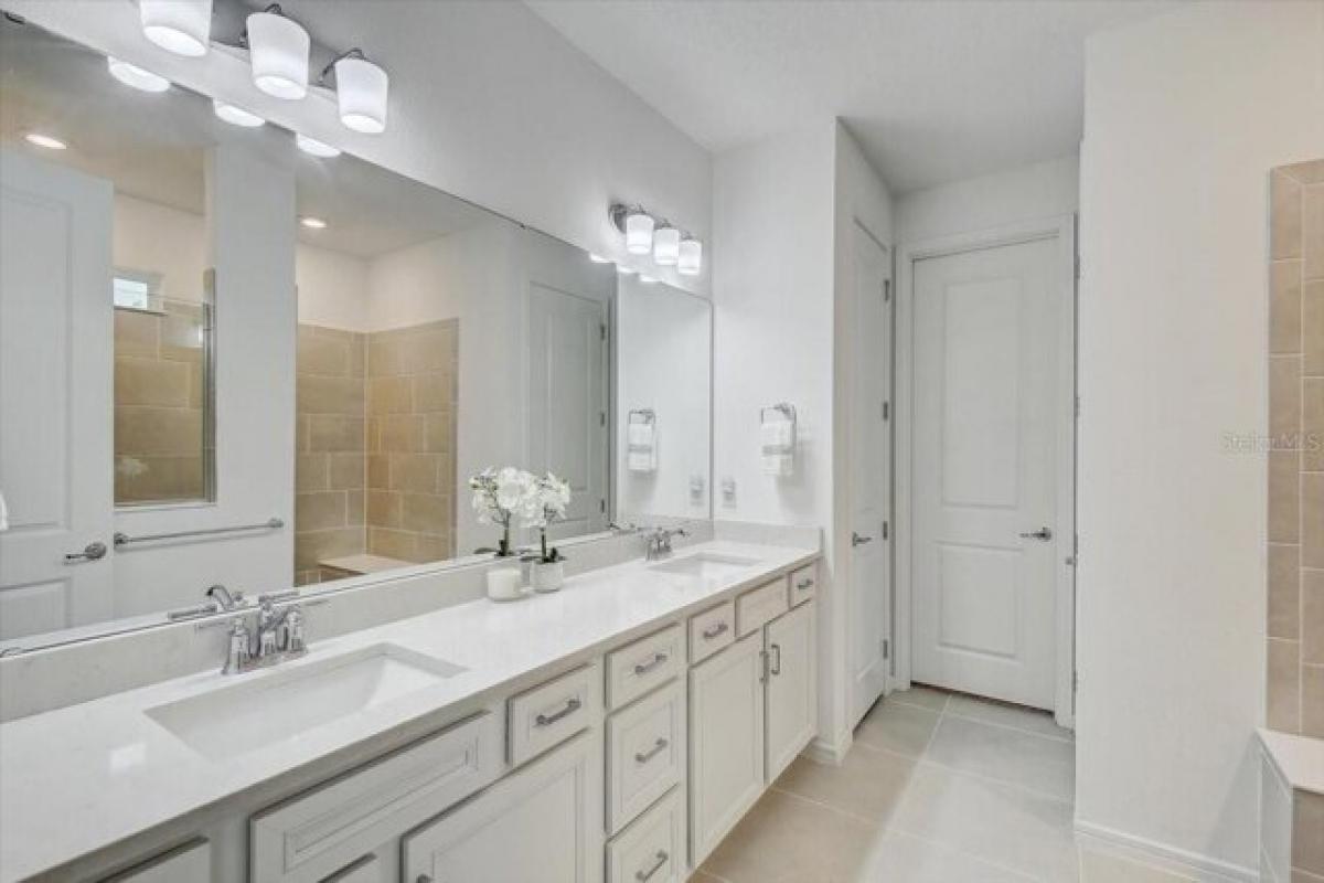 Picture of Home For Sale in Valrico, Florida, United States