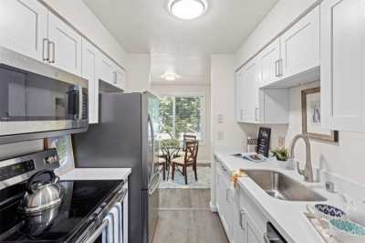 Home For Sale in Bellevue, Washington