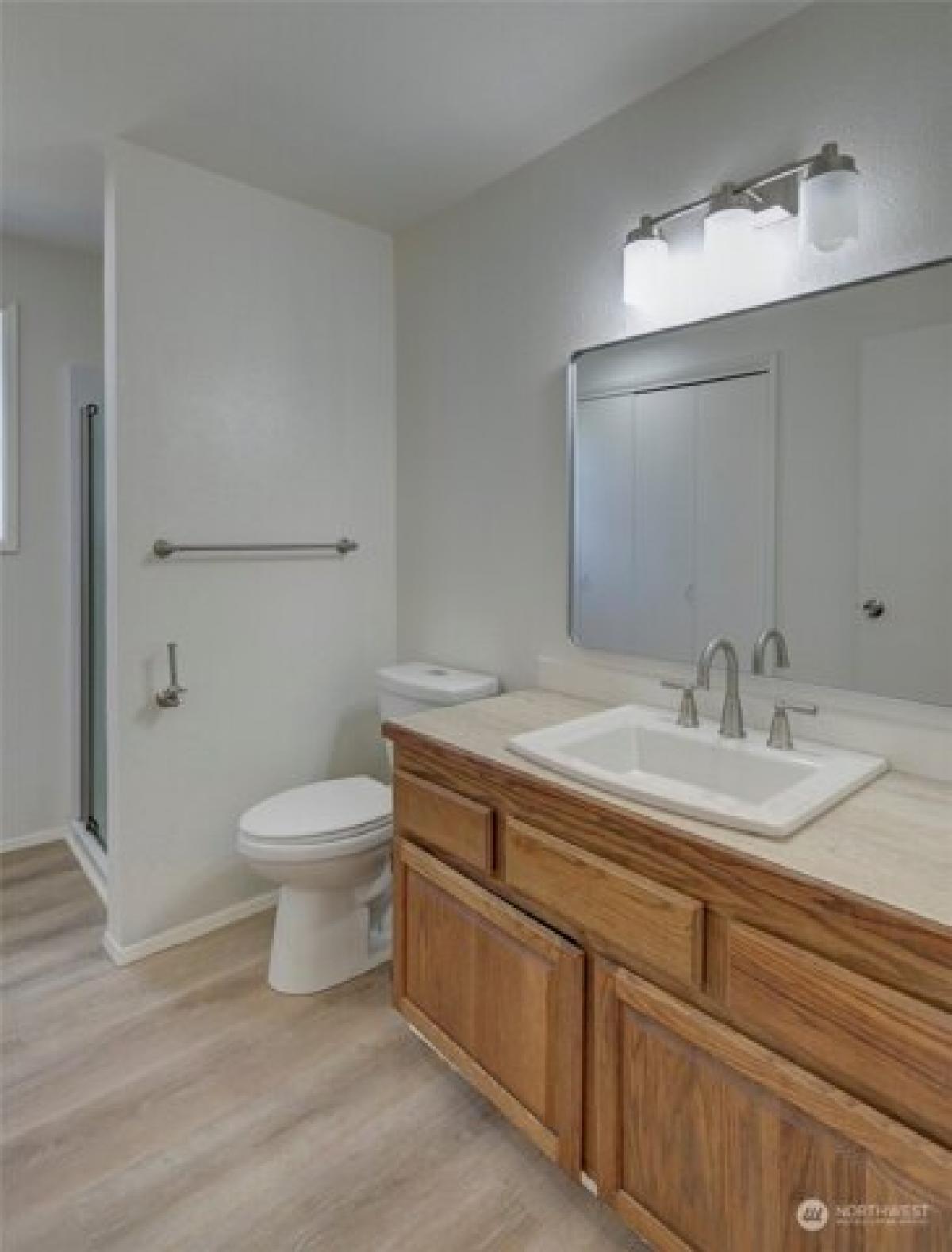 Picture of Home For Sale in Ocean Shores, Washington, United States