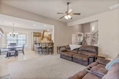 Home For Sale in Bixby, Oklahoma