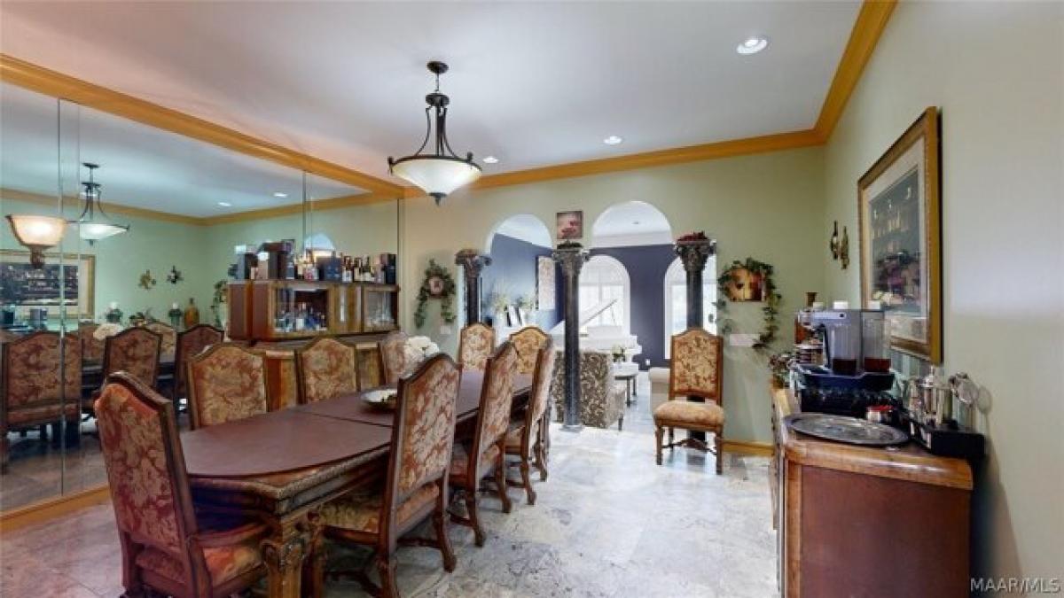 Picture of Home For Sale in Dothan, Alabama, United States