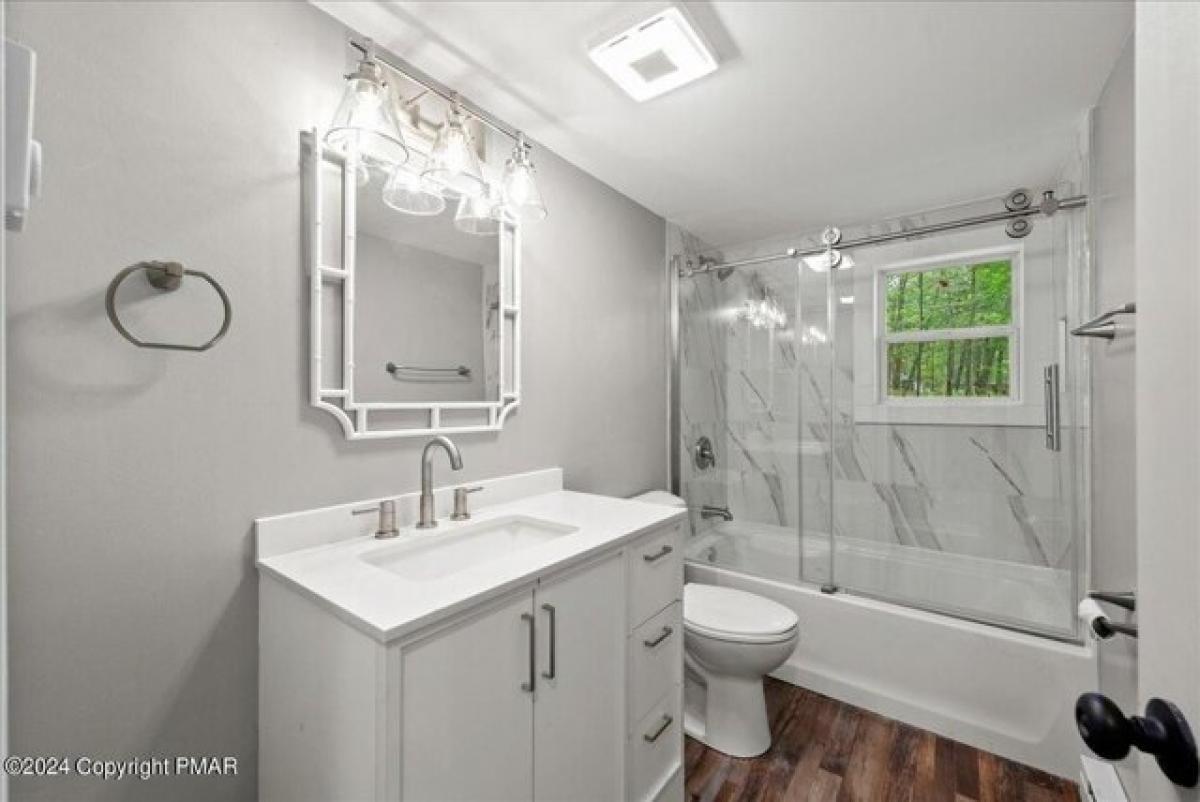 Picture of Home For Sale in Tobyhanna, Pennsylvania, United States