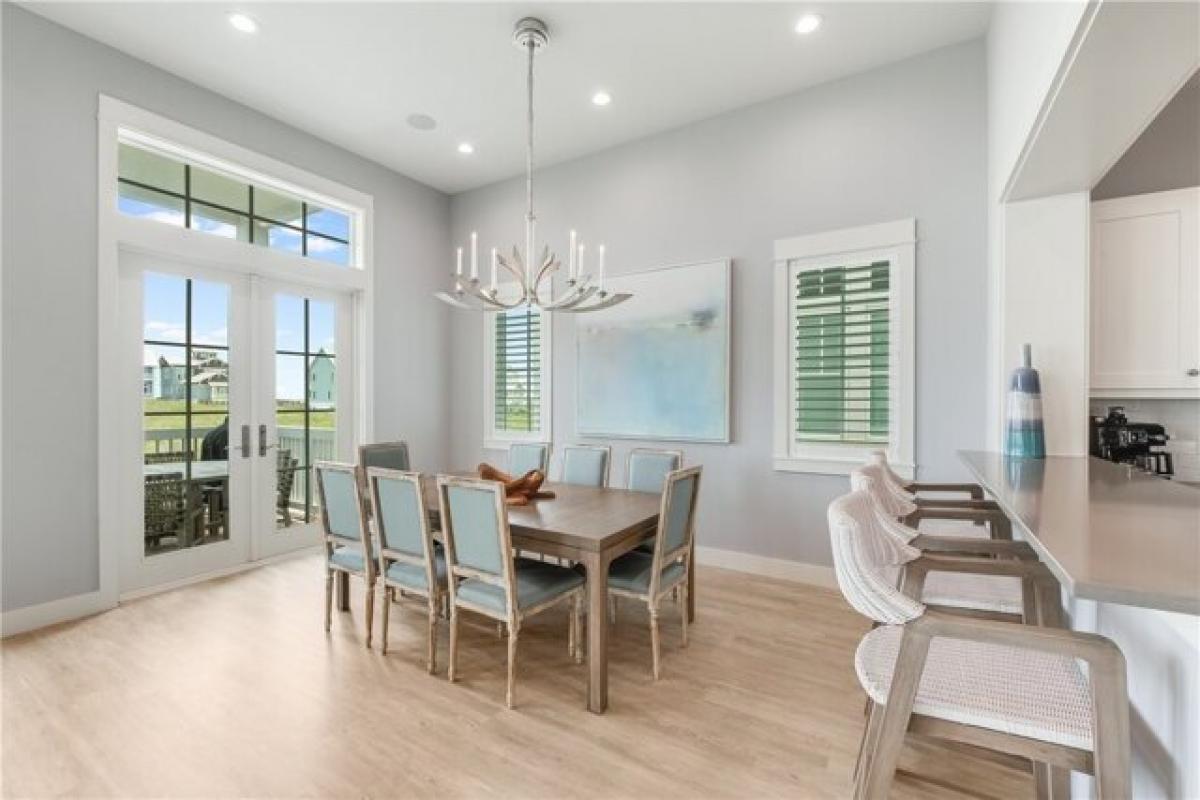 Picture of Home For Sale in Port Aransas, Texas, United States