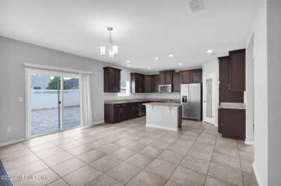 Home For Sale in Orange Park, Florida