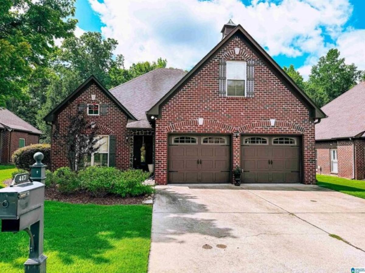 Picture of Home For Sale in Pelham, Alabama, United States