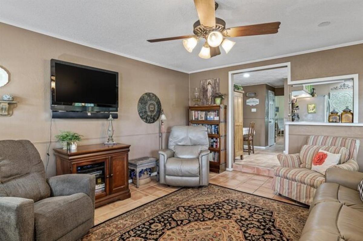 Picture of Home For Sale in Terrell, Texas, United States