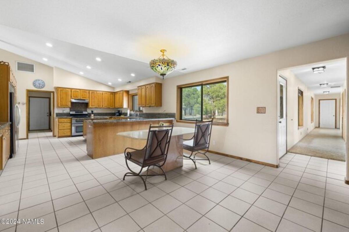 Picture of Home For Sale in Flagstaff, Arizona, United States