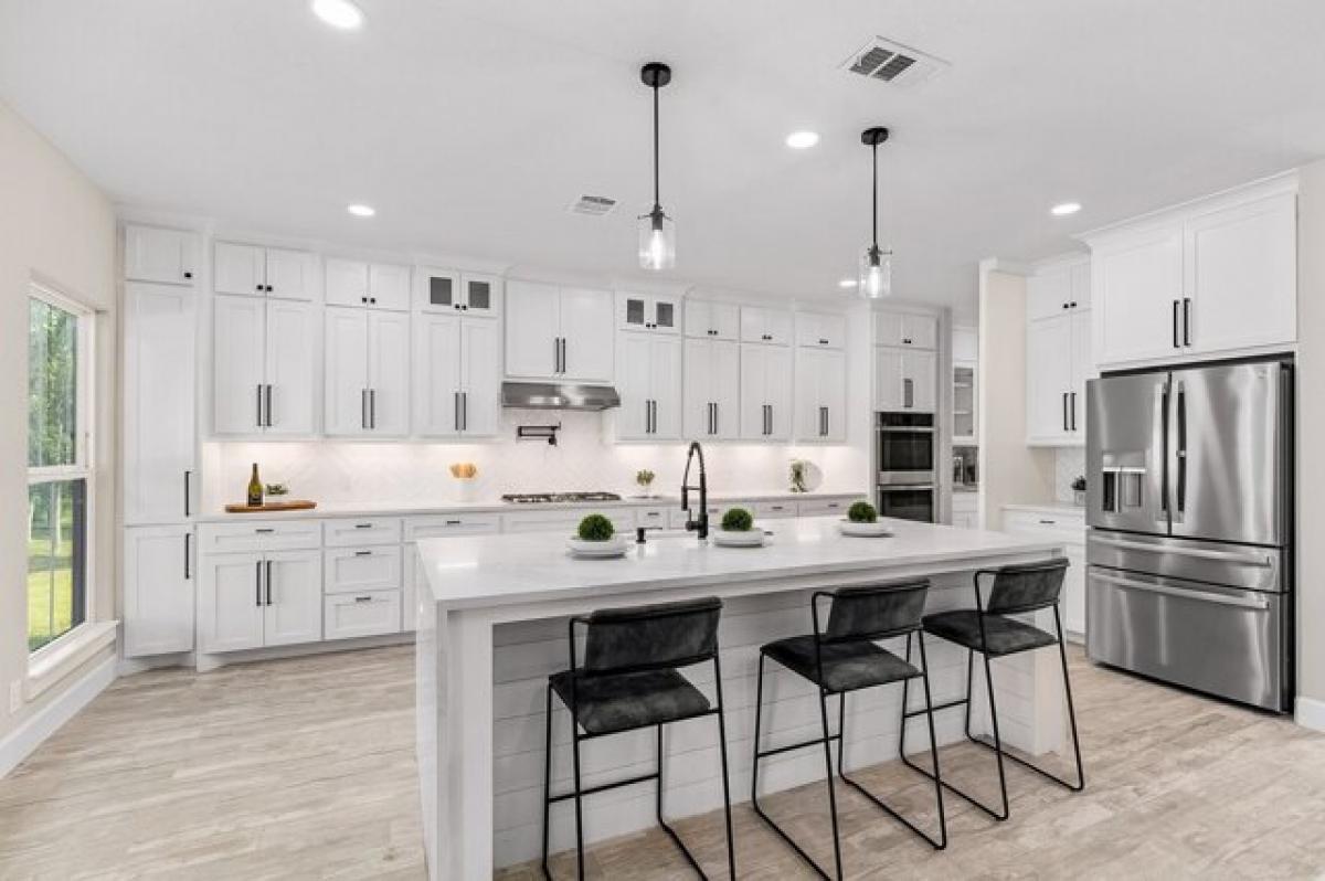 Picture of Home For Sale in Montgomery, Texas, United States