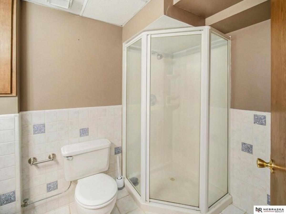 Picture of Home For Sale in Lincoln, Nebraska, United States