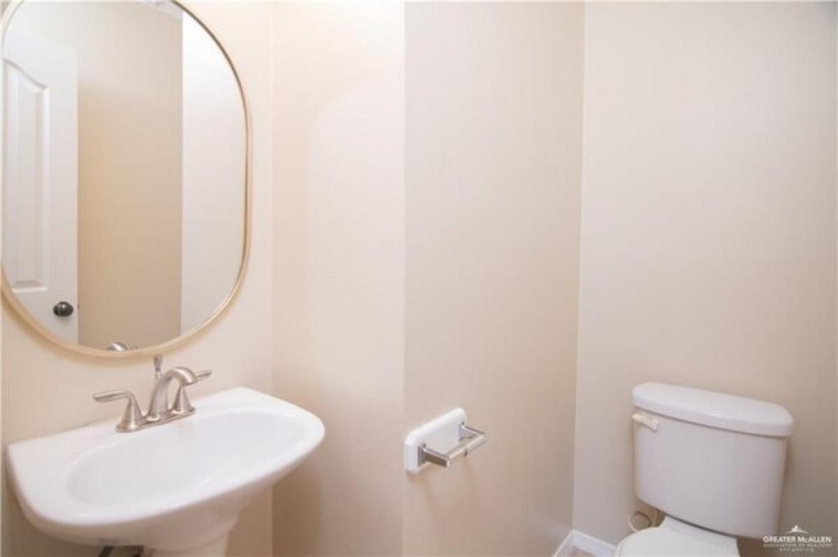 Picture of Home For Sale in Weslaco, Texas, United States