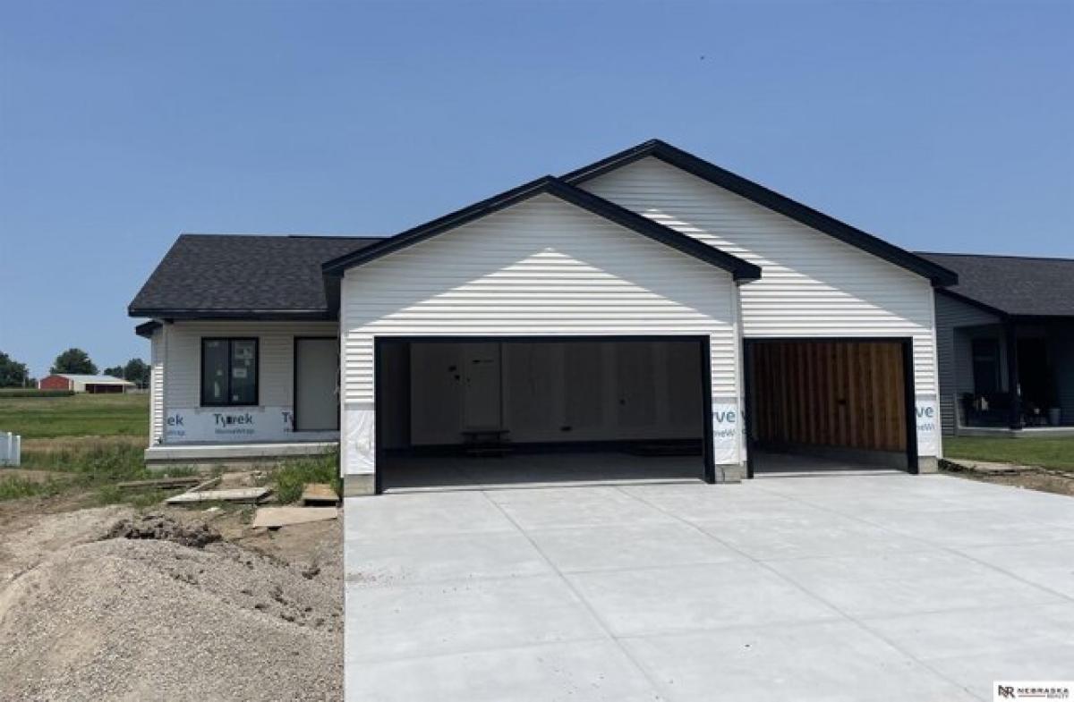 Picture of Home For Sale in Lincoln, Nebraska, United States