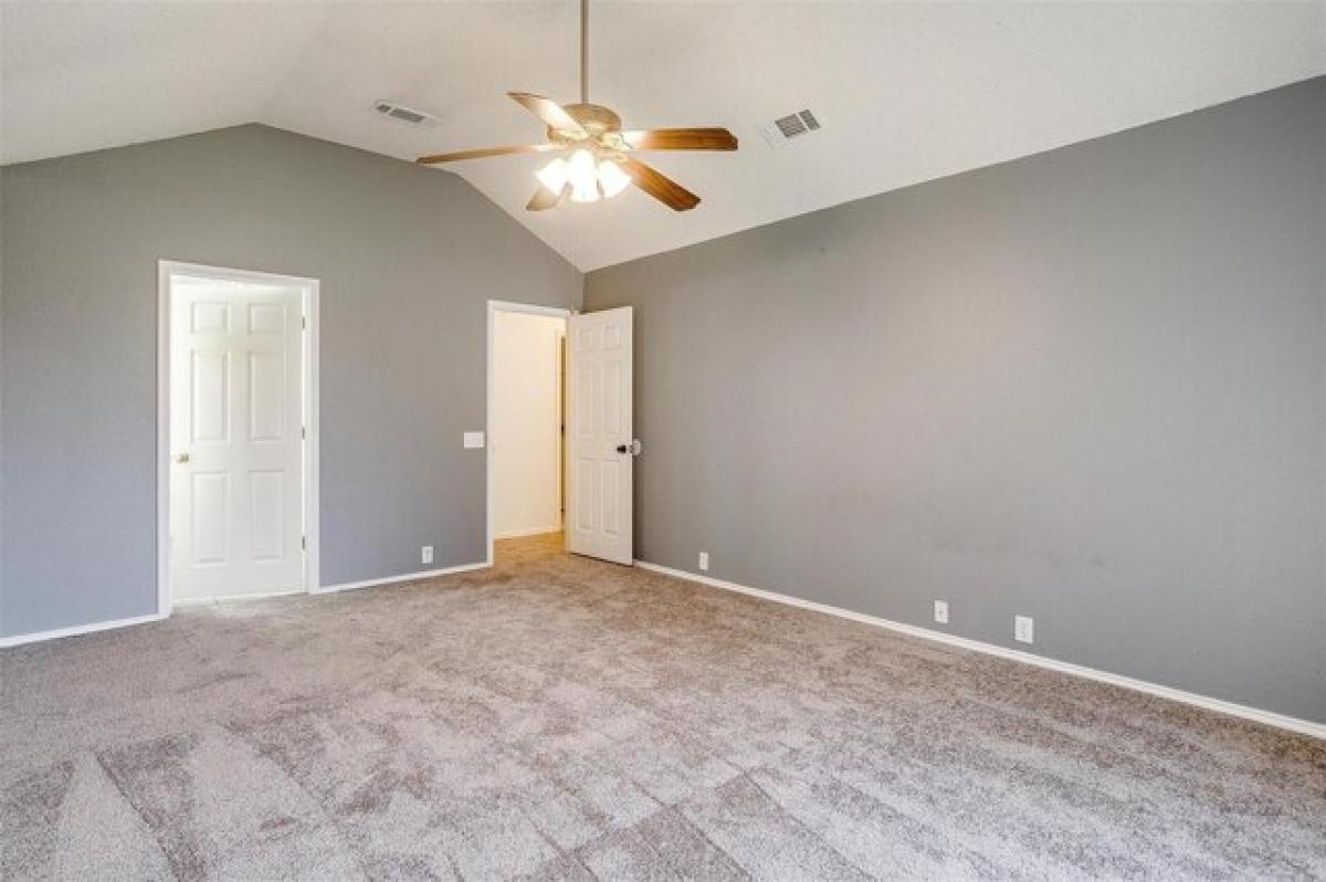 Picture of Home For Sale in Saginaw, Texas, United States