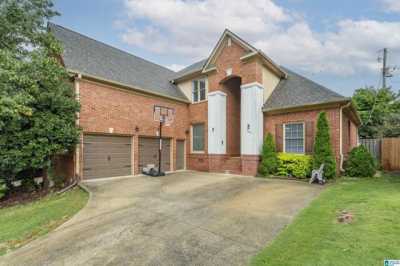 Home For Sale in Vestavia Hills, Alabama