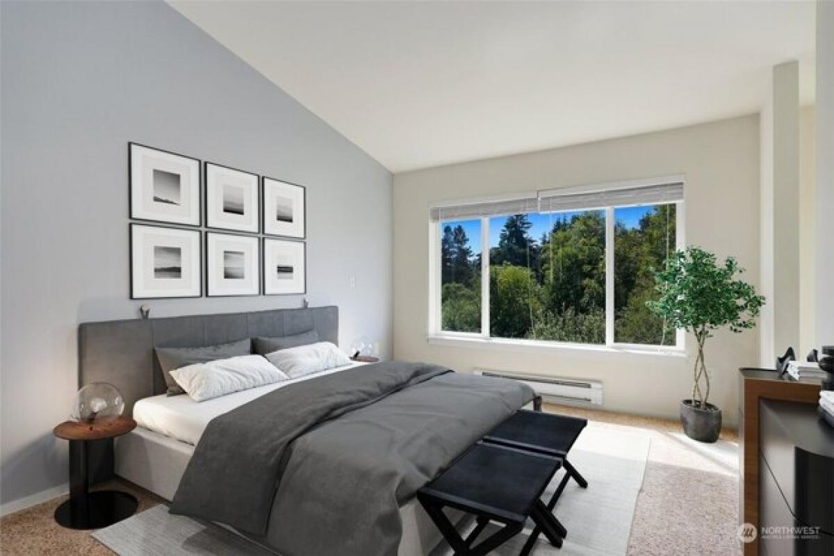 Picture of Home For Sale in Bothell, Washington, United States