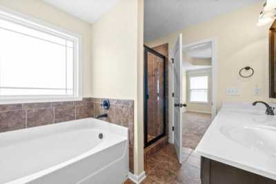 Home For Rent in Clarksville, Tennessee