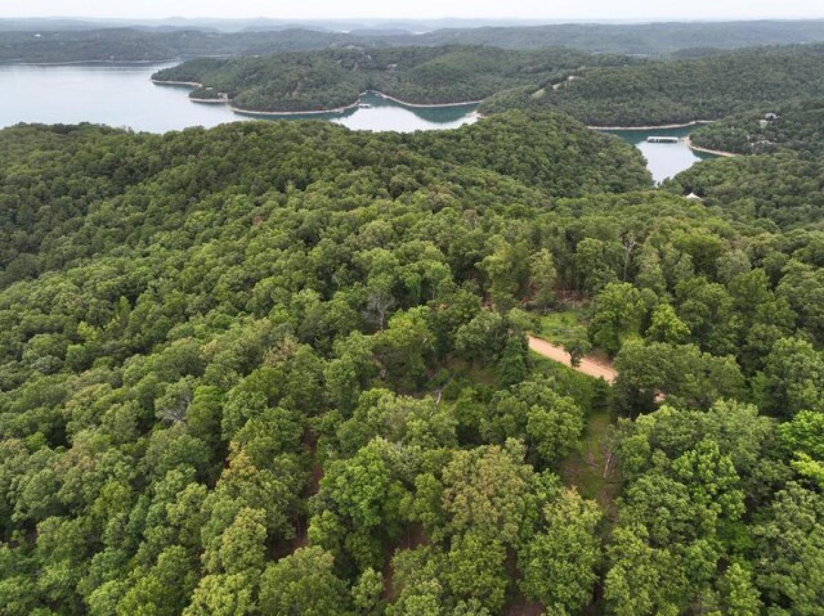 Picture of Residential Land For Sale in Eureka Springs, Arkansas, United States
