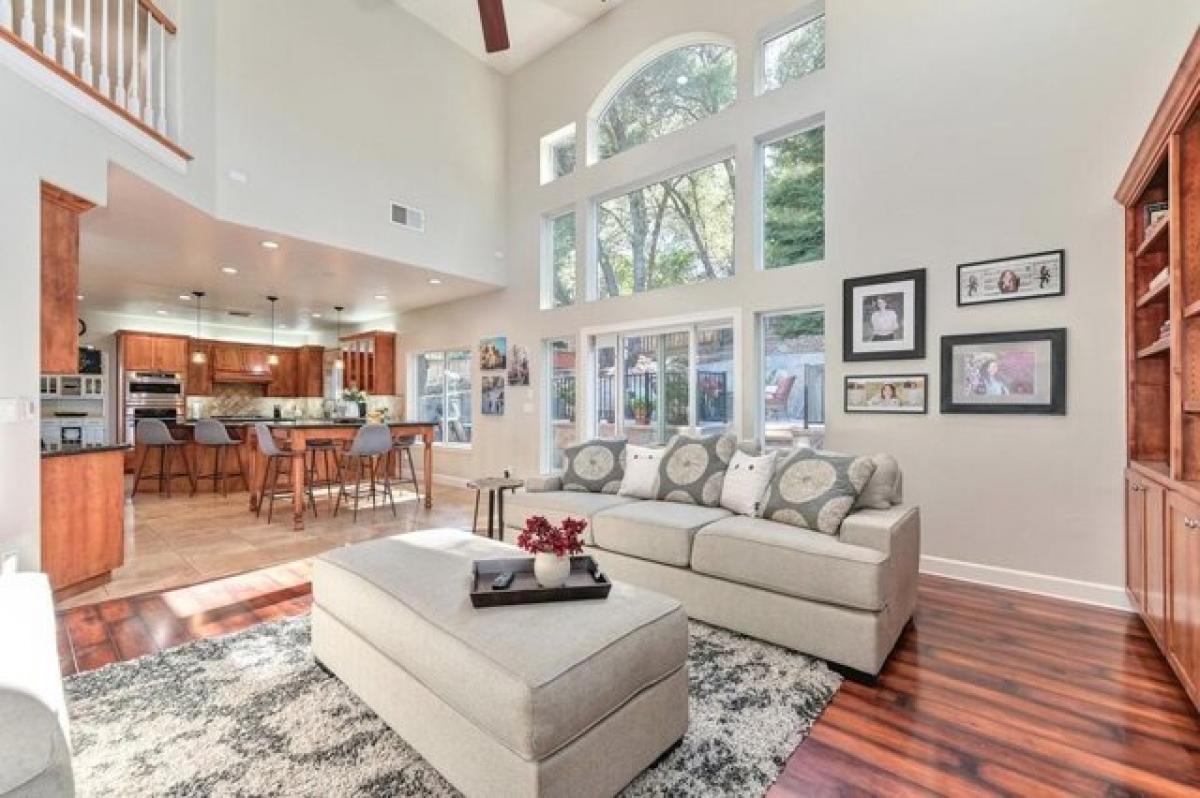 Picture of Home For Sale in Auburn, California, United States