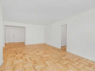 Home For Sale in Yonkers, New York