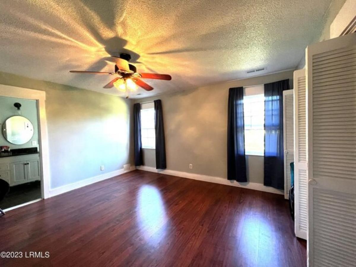 Picture of Home For Sale in Beaufort, South Carolina, United States