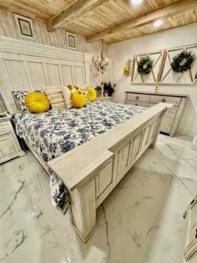 Home For Sale in Miami Gardens, Florida