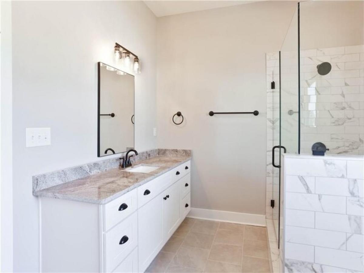 Picture of Home For Sale in Auburn, Alabama, United States