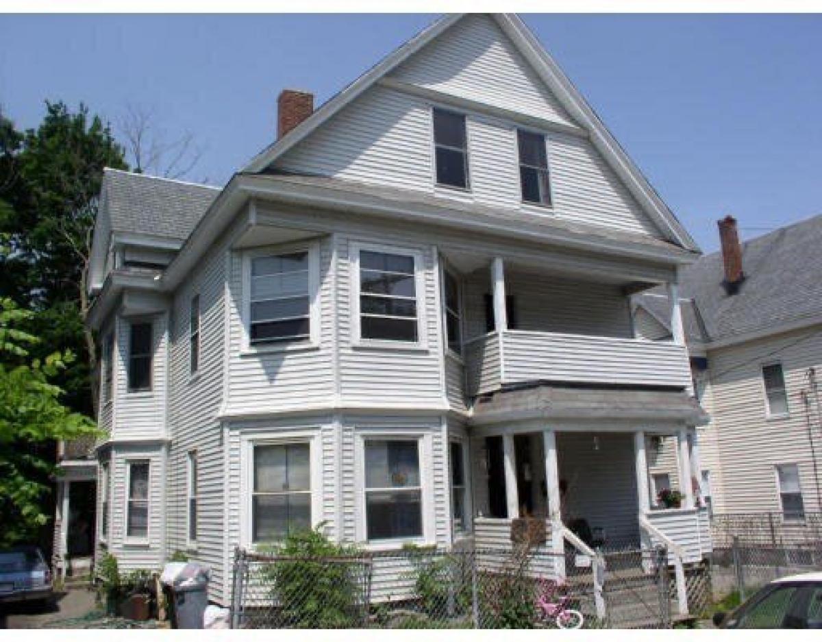 Picture of Home For Sale in Lowell, Massachusetts, United States