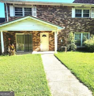 Home For Sale in Union City, Georgia