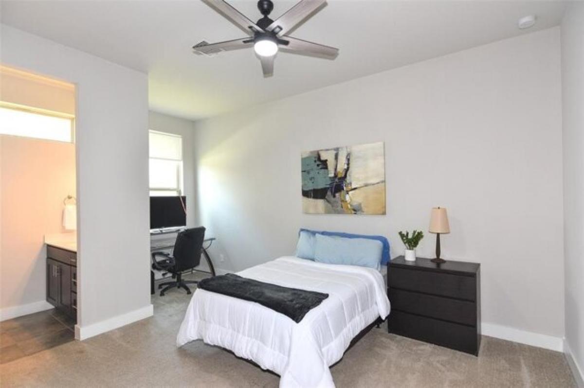 Picture of Home For Sale in Leander, Texas, United States