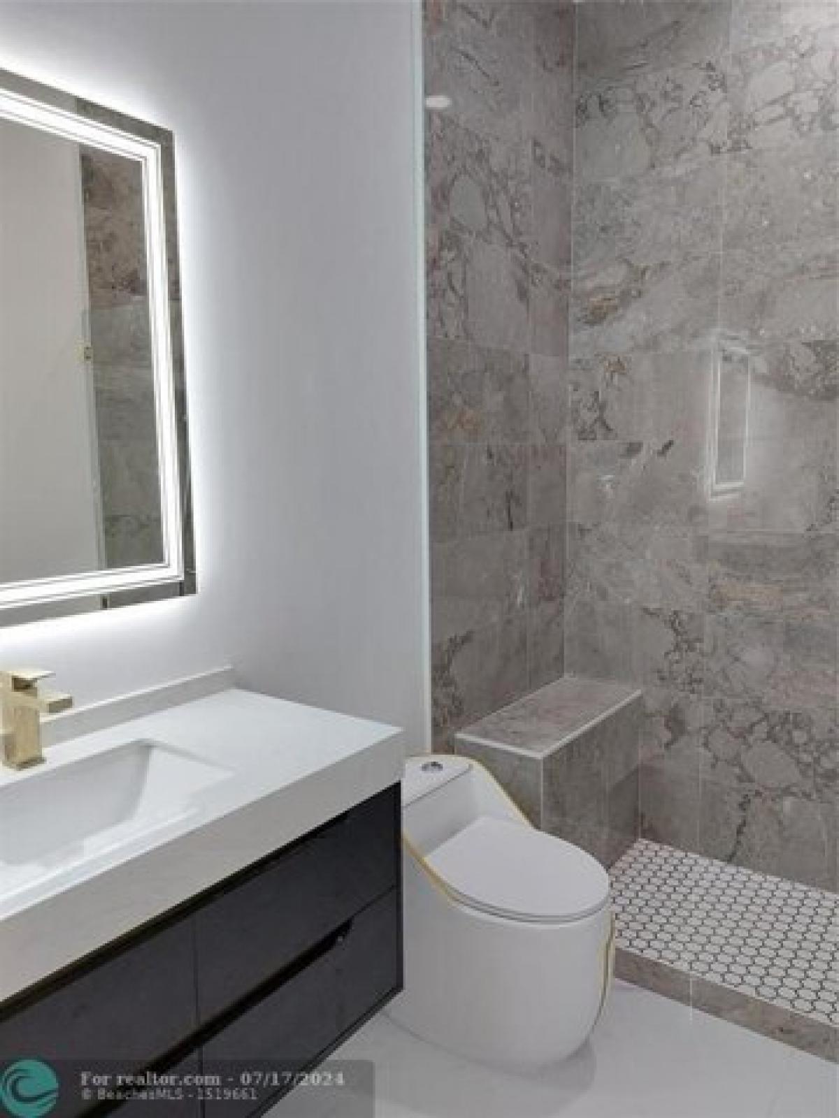 Picture of Home For Sale in Dania Beach, Florida, United States