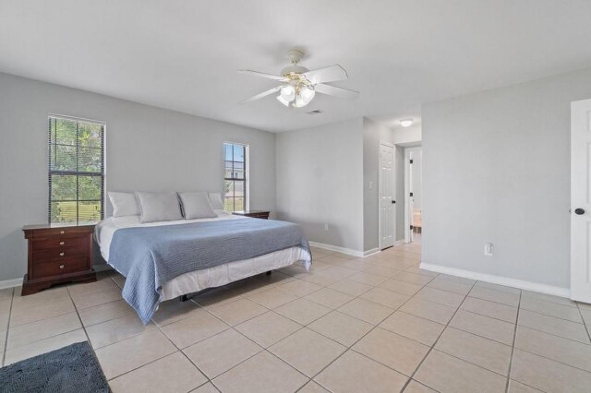 Picture of Home For Sale in Milton, Florida, United States