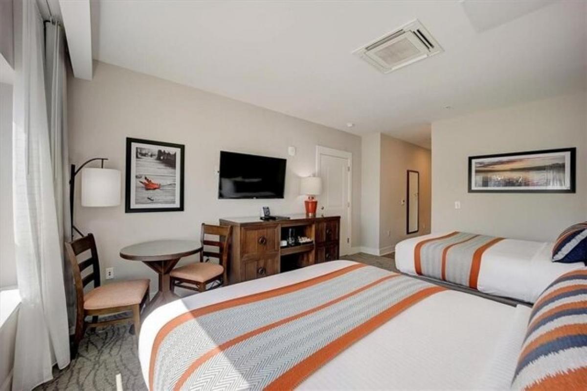 Picture of Home For Sale in Seneca, South Carolina, United States