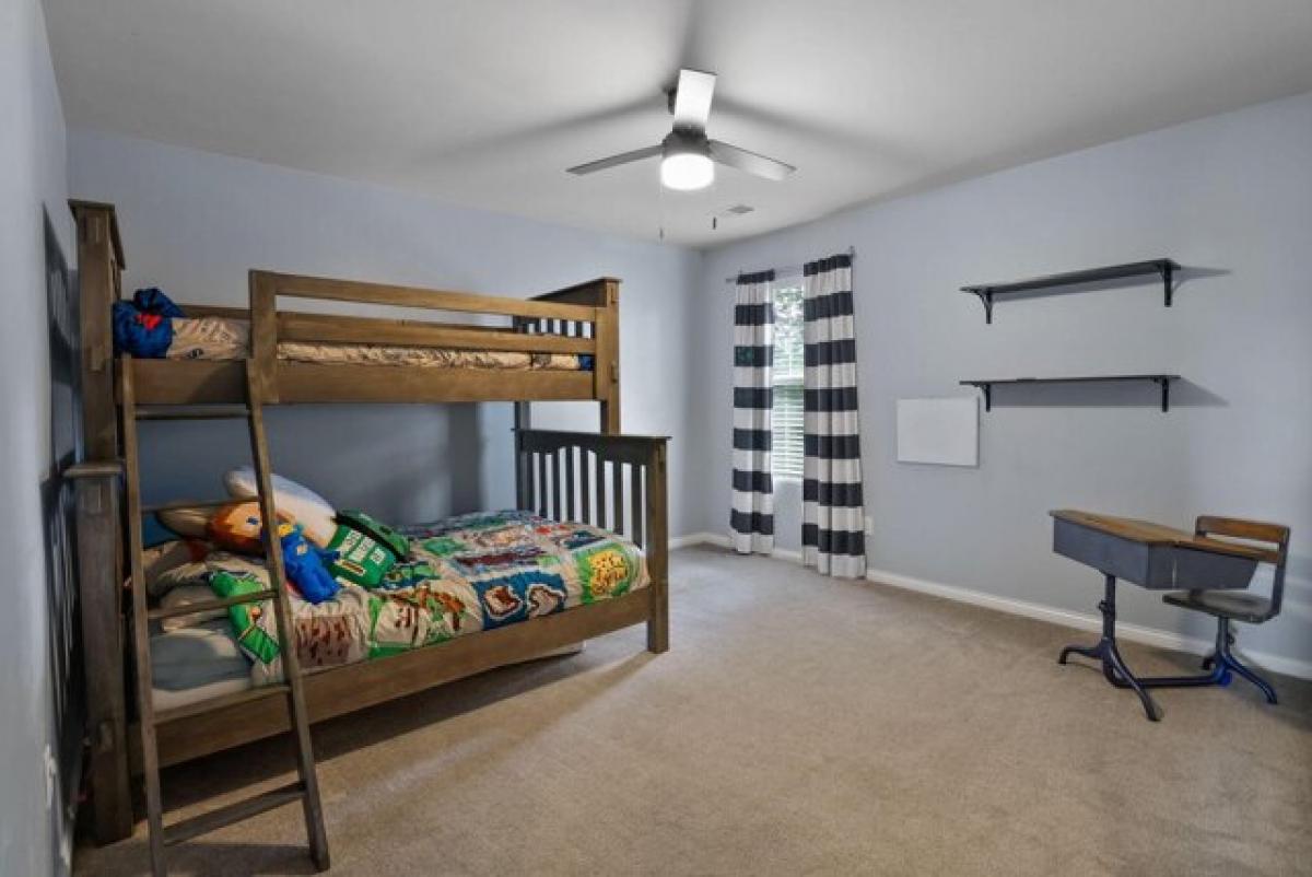 Picture of Home For Sale in Valparaiso, Indiana, United States